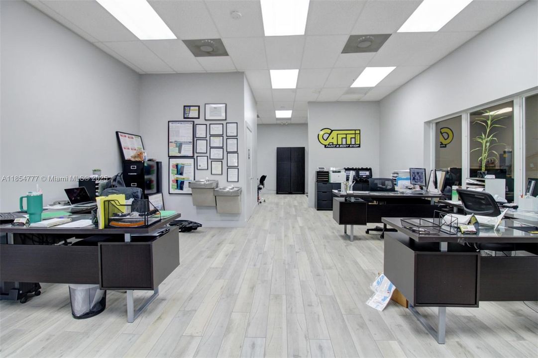 На продажу: $5,400,000 (0 спален, 0 ванн, 0 Квадратных фут)