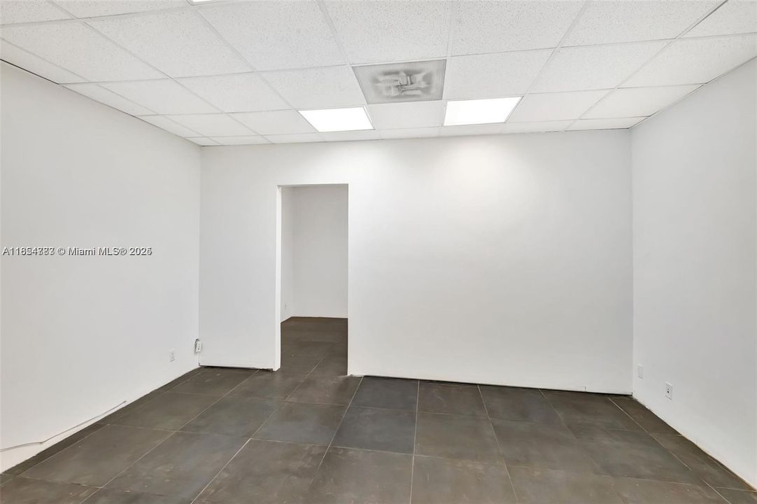 待售: $7,600,000 (0 贝兹, 0 浴室, 0 平方英尺)