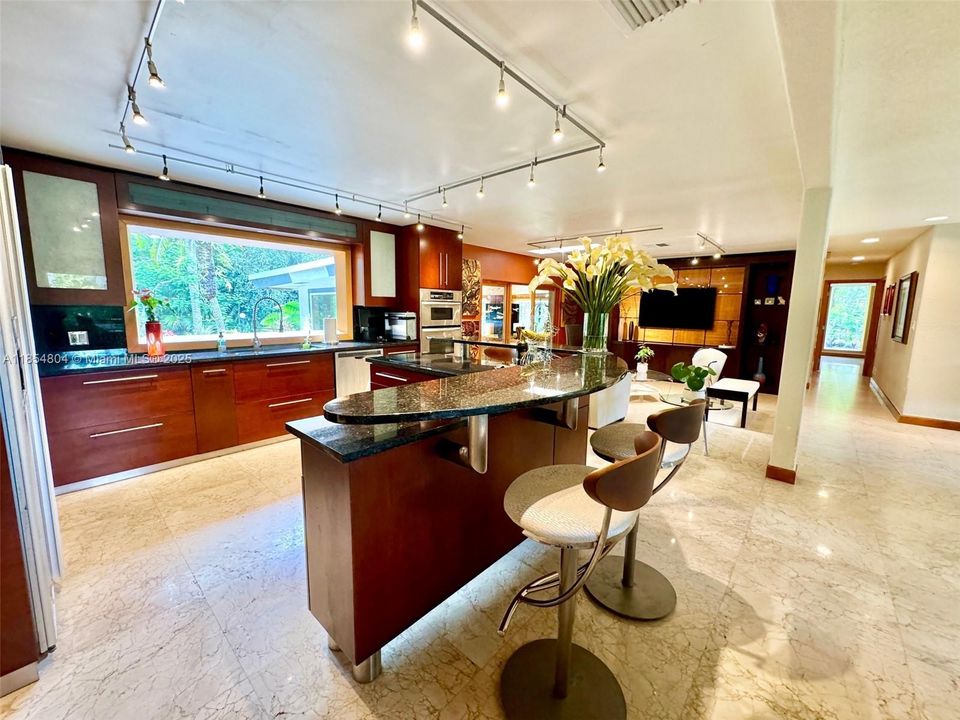 Недавно арендовано: $6,200 (3 спален, 3 ванн, 2330 Квадратных фут)