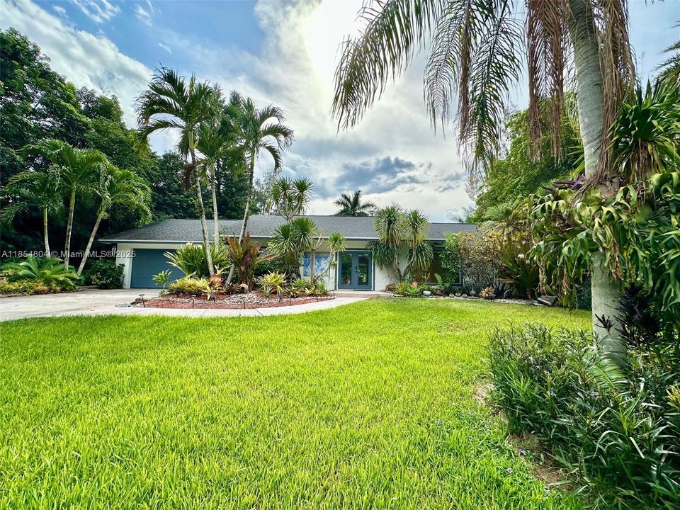 Недавно арендовано: $6,200 (3 спален, 3 ванн, 2330 Квадратных фут)