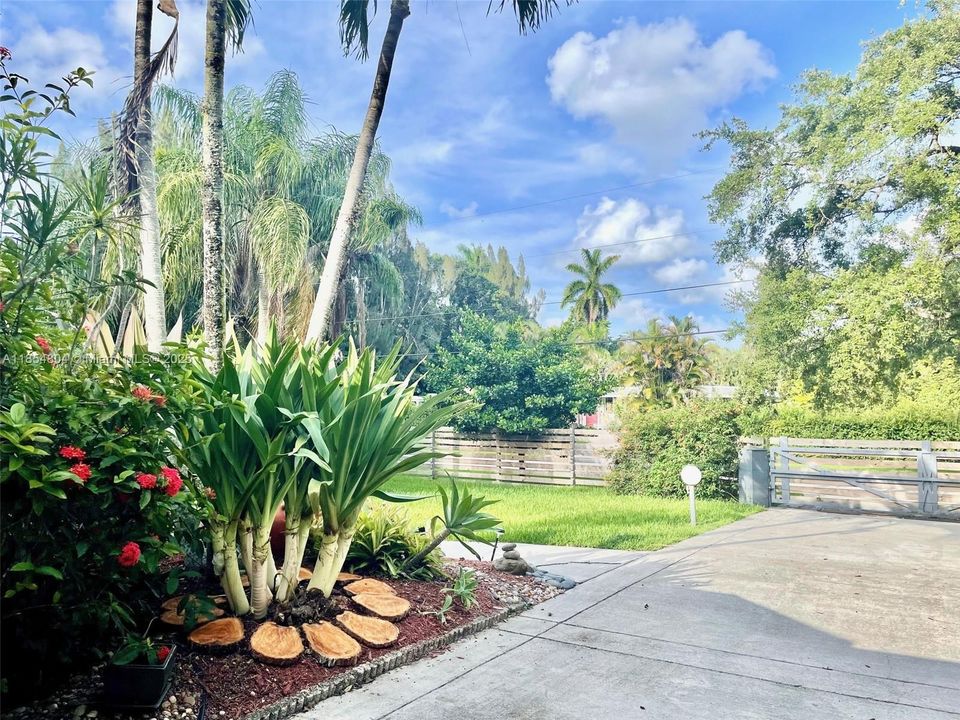 Недавно арендовано: $6,200 (3 спален, 3 ванн, 2330 Квадратных фут)