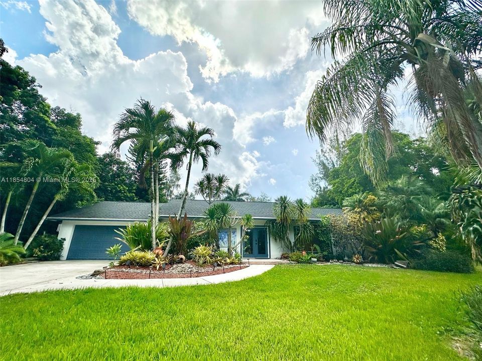 Недавно арендовано: $6,200 (3 спален, 3 ванн, 2330 Квадратных фут)