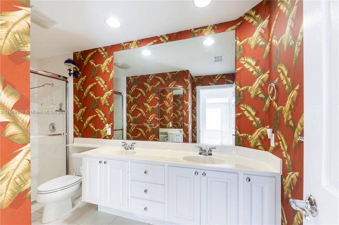 待售: $439,000 (2 贝兹, 2 浴室, 1550 平方英尺)