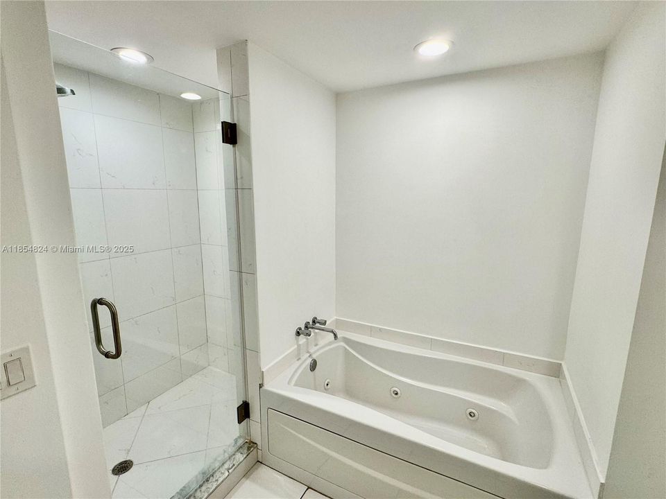 En Venta: $479,900 (1 camas, 1 baños, 738 Pies cuadrados)