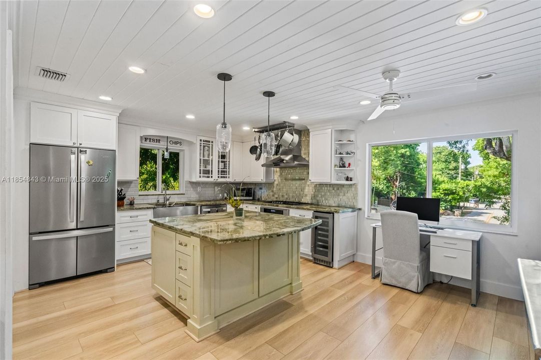 Activo con contrato: $959,000 (3 camas, 2 baños, 1851 Pies cuadrados)