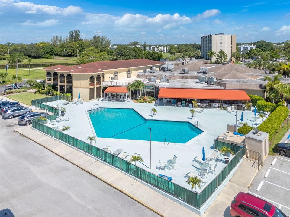 En Venta: $172,000 (2 camas, 2 baños, 1114 Pies cuadrados)