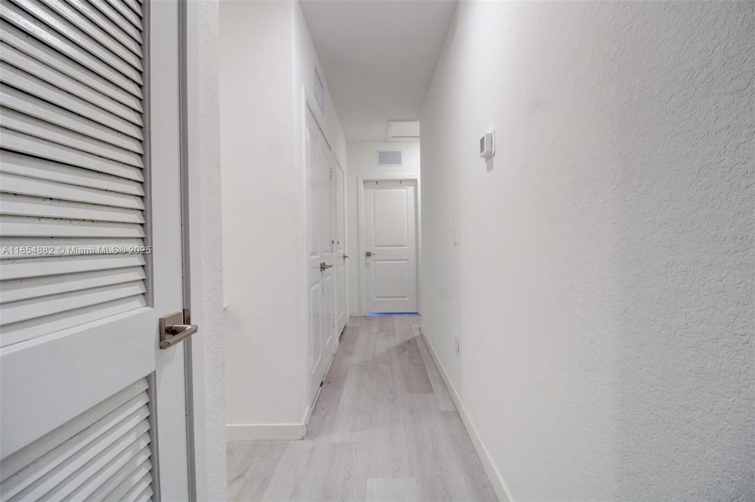 На продажу: $530,000 (4 спален, 2 ванн, 1826 Квадратных фут)