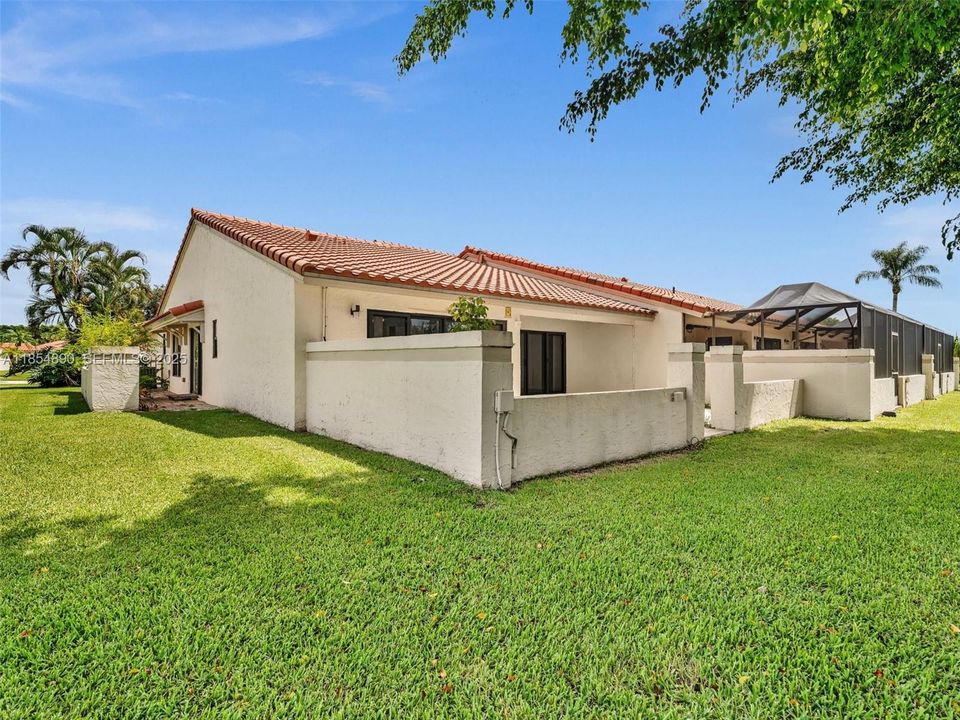 En Venta: $515,000 (3 camas, 2 baños, 1575 Pies cuadrados)