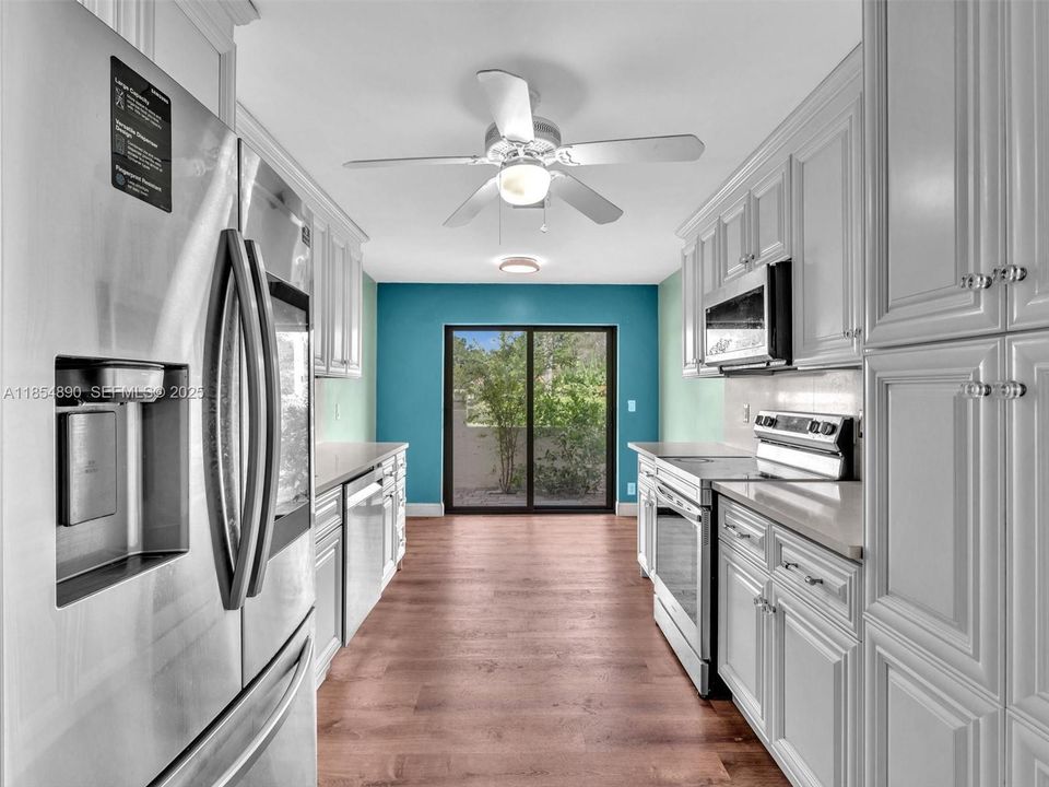 En Venta: $515,000 (3 camas, 2 baños, 1575 Pies cuadrados)