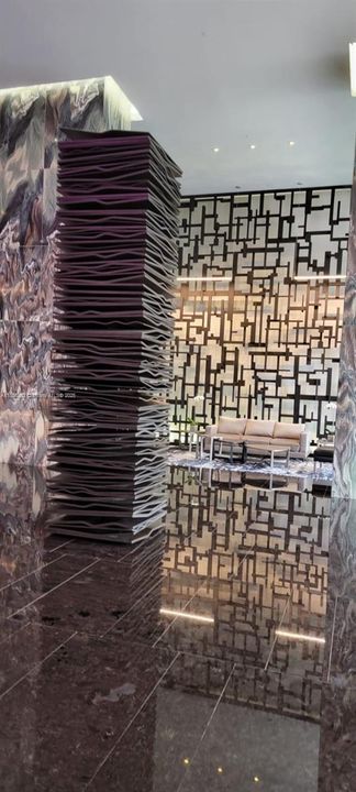 Recently Rented: $5,000 (3 beds, 3 baths, 1571 Square Feet)