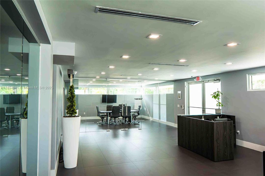 待售: $5,399,000 (0 贝兹, 0 浴室, 0 平方英尺)