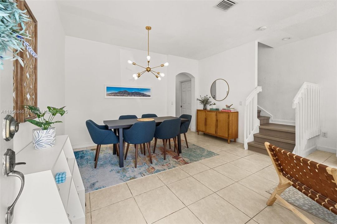 Active With Contract: $415,000 (3 beds, 2 baths, 1452 Square Feet)