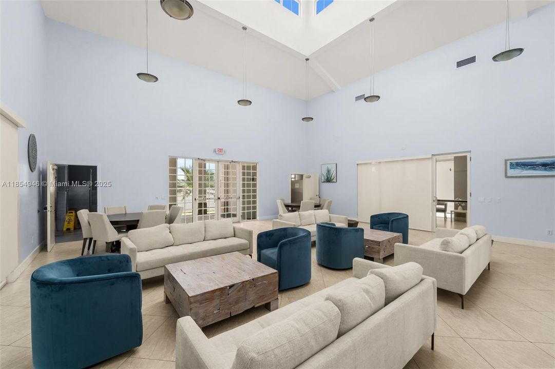 Active With Contract: $415,000 (3 beds, 2 baths, 1452 Square Feet)