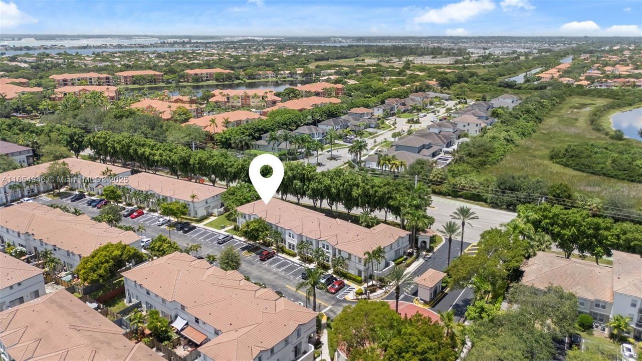 Active With Contract: $415,000 (3 beds, 2 baths, 1452 Square Feet)