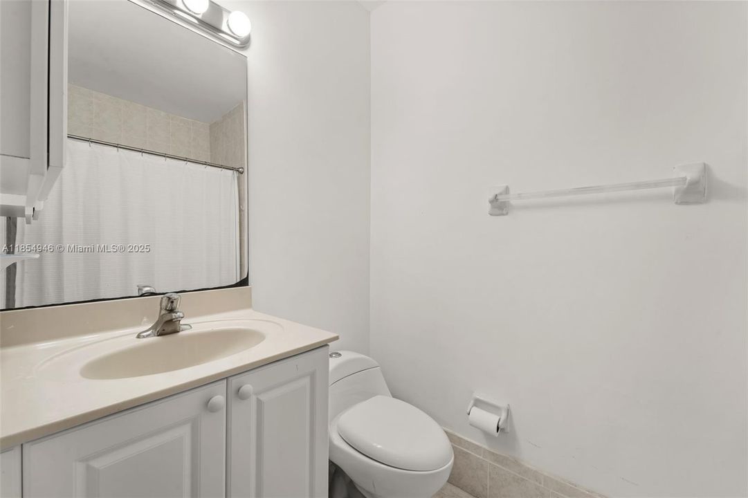 Active With Contract: $415,000 (3 beds, 2 baths, 1452 Square Feet)