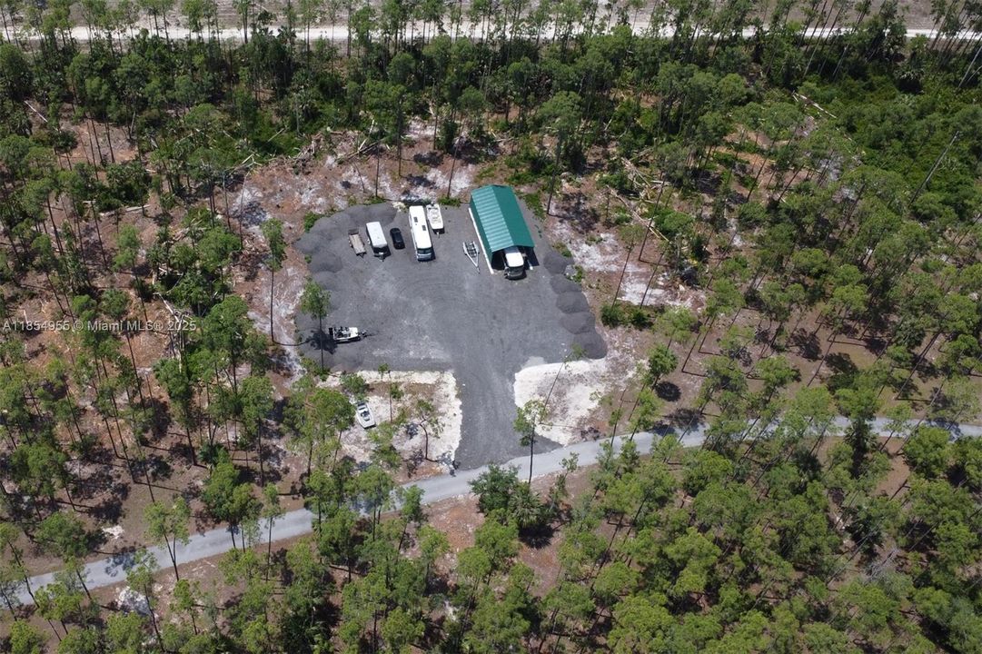 For Sale: $2,999,999 (4 beds, 5 baths, 4901 Square Feet)