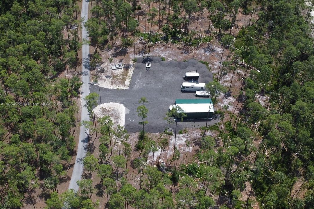 For Sale: $2,999,999 (4 beds, 5 baths, 4901 Square Feet)