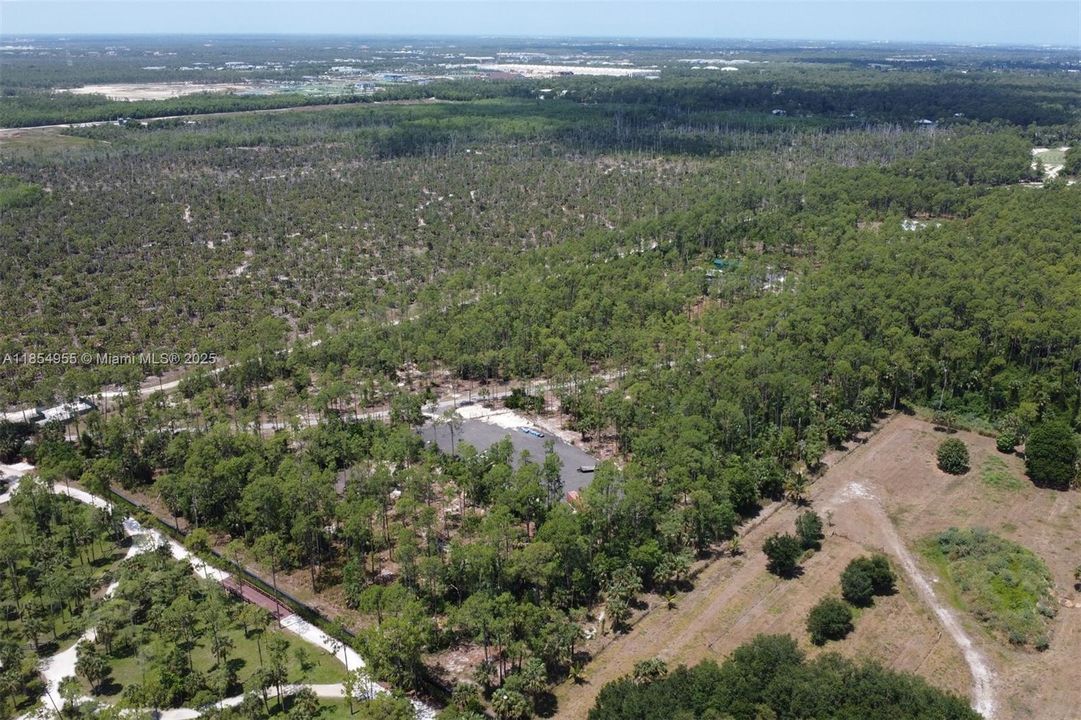 For Sale: $2,999,999 (4 beds, 5 baths, 4901 Square Feet)