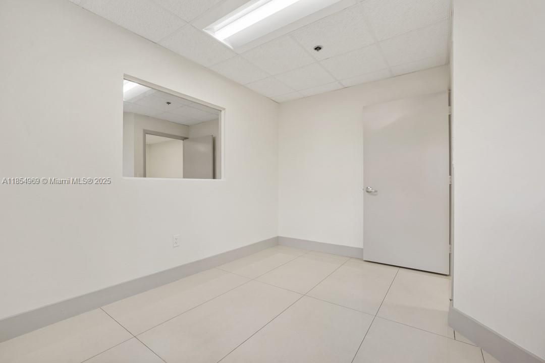 出租: $20 (0 贝兹, 0 浴室, 0 平方英尺)