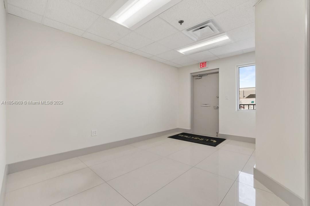 出租: $20 (0 贝兹, 0 浴室, 0 平方英尺)