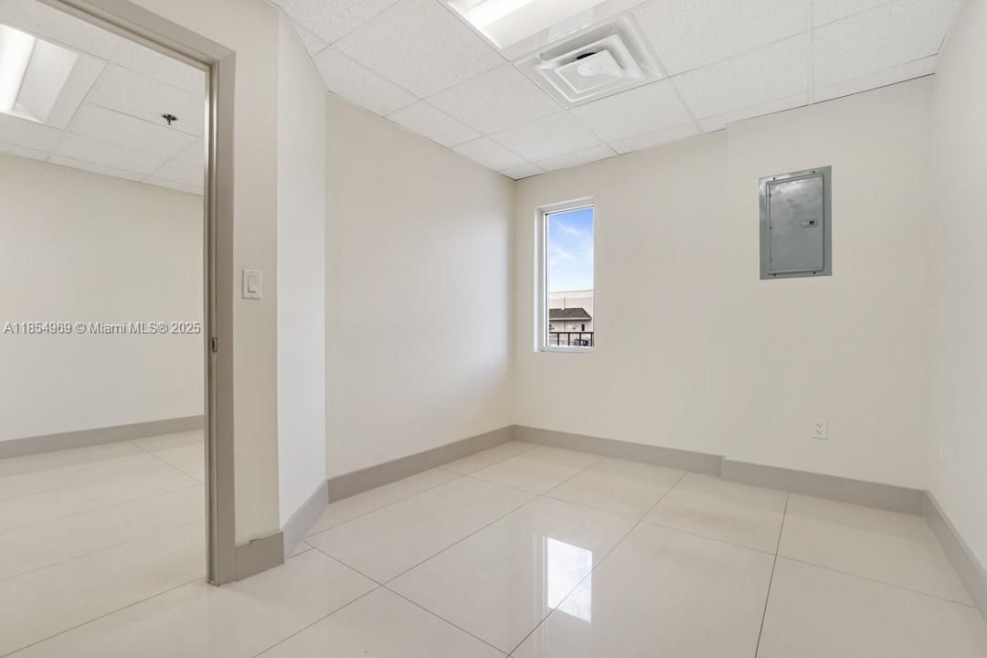 出租: $20 (0 贝兹, 0 浴室, 0 平方英尺)