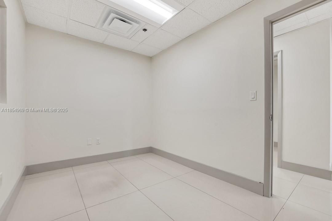 出租: $20 (0 贝兹, 0 浴室, 0 平方英尺)