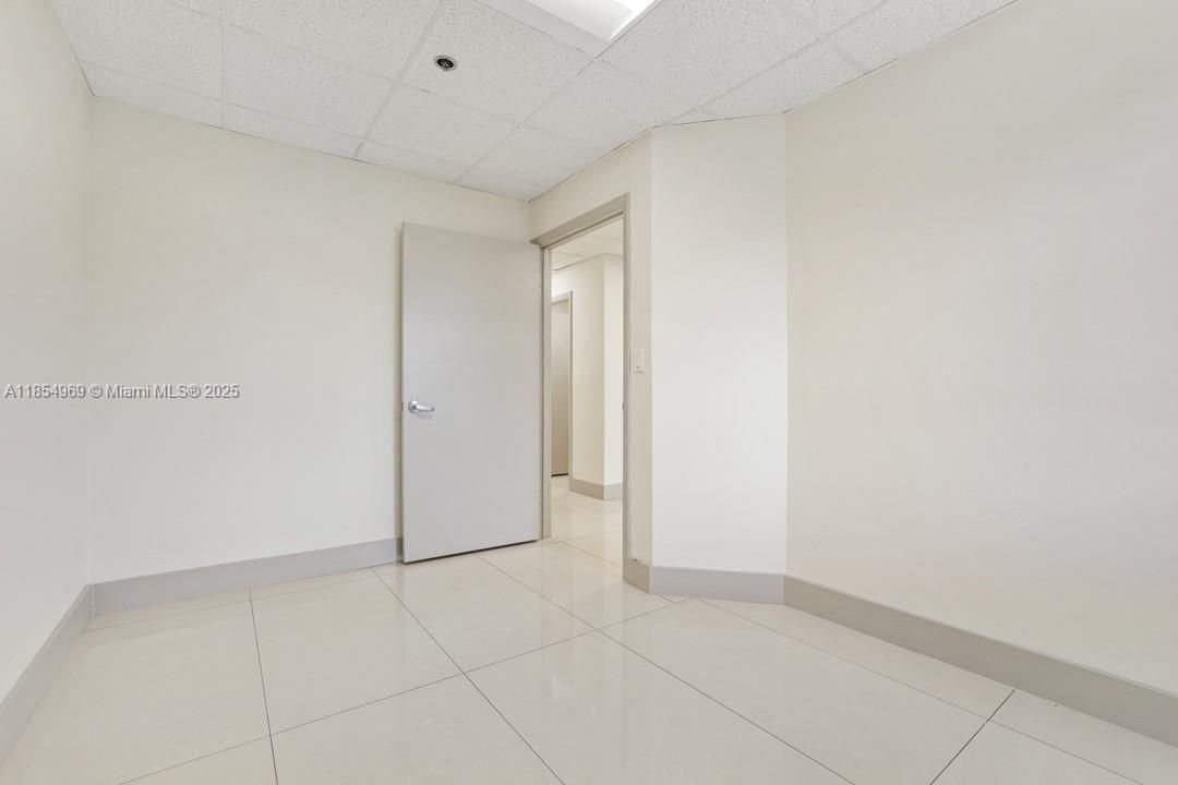 出租: $20 (0 贝兹, 0 浴室, 0 平方英尺)