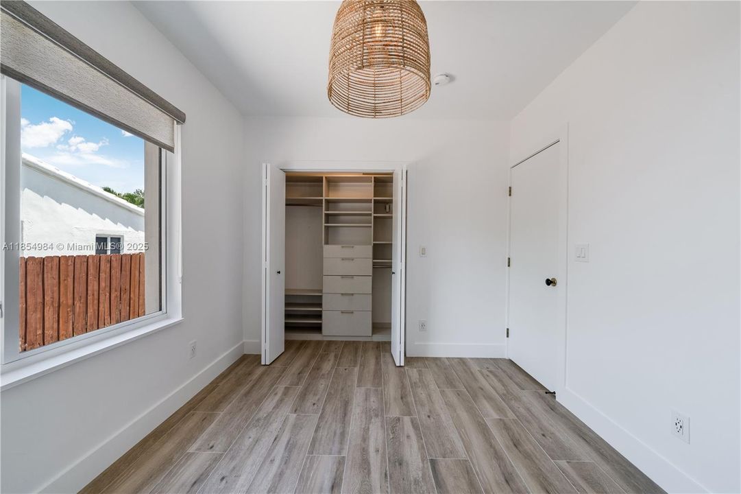 En Venta: $1,499,900 (3 camas, 2 baños, 1654 Pies cuadrados)