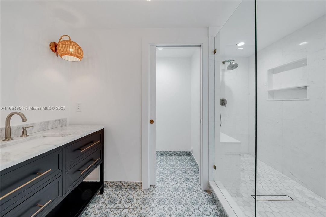 En Venta: $1,499,900 (3 camas, 2 baños, 1654 Pies cuadrados)