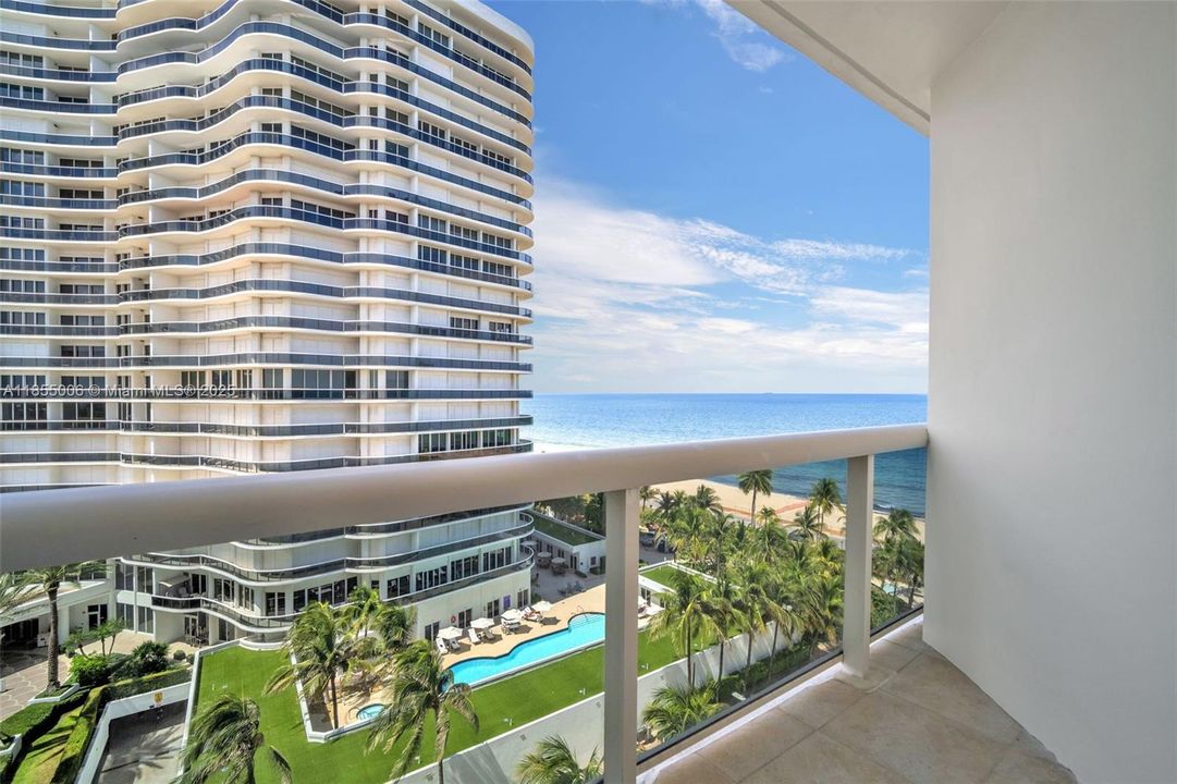 Recently Sold: $3,400,000 (3 beds, 3 baths, 2790 Square Feet)