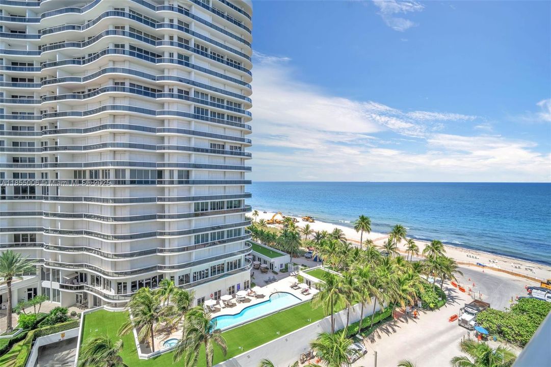 Recently Sold: $3,400,000 (3 beds, 3 baths, 2790 Square Feet)