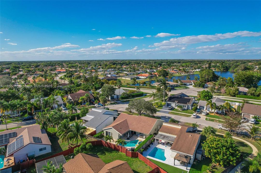 Active With Contract: $749,900 (4 beds, 3 baths, 2071 Square Feet)