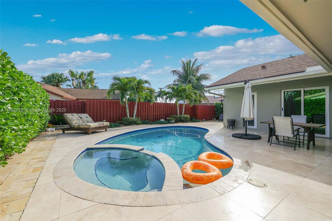 Active With Contract: $749,900 (4 beds, 3 baths, 2071 Square Feet)