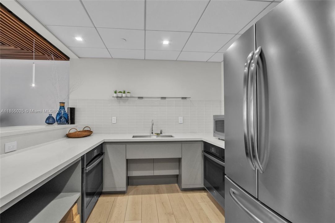 En Venta: $885,000 (2 camas, 2 baños, 1130 Pies cuadrados)