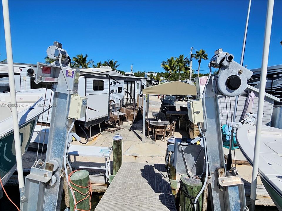 待售: $985,000 (2 贝兹, 1 浴室, 0 平方英尺)