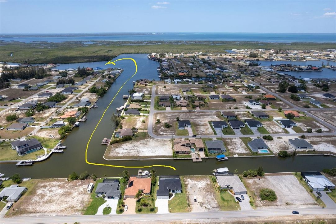 Located on TAURUS CANAL, it provides Gulf access through LAMARK CANAL into LAGUNA LAKE and then into NORTH SPREAD WATERWAY – NO BRIDGES!!!