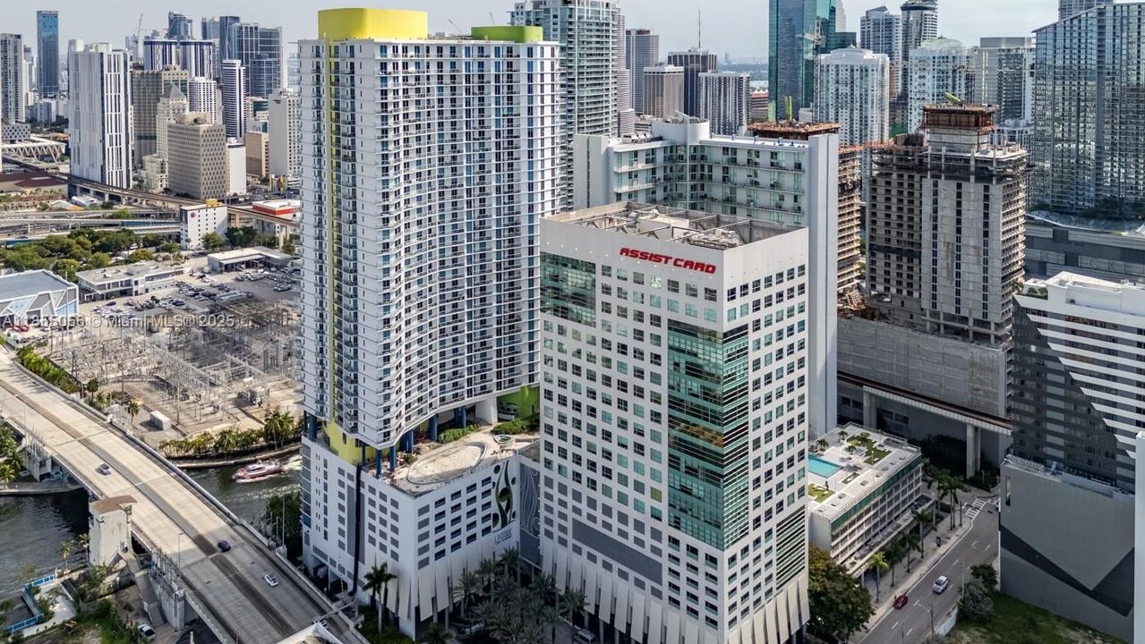 最近租的: $3,000 (1 贝兹, 1 浴室, 783 平方英尺)