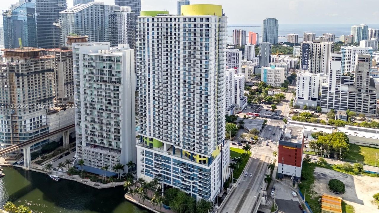 最近租的: $3,000 (1 贝兹, 1 浴室, 783 平方英尺)