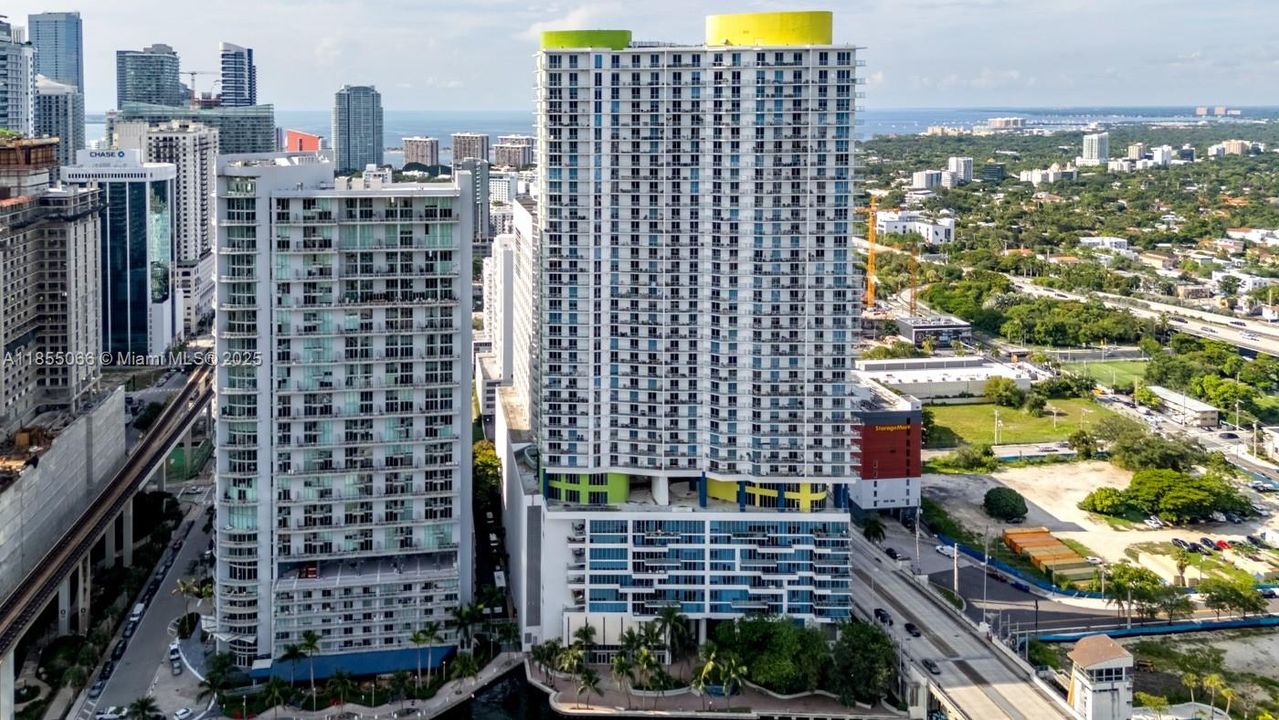 最近租的: $3,000 (1 贝兹, 1 浴室, 783 平方英尺)