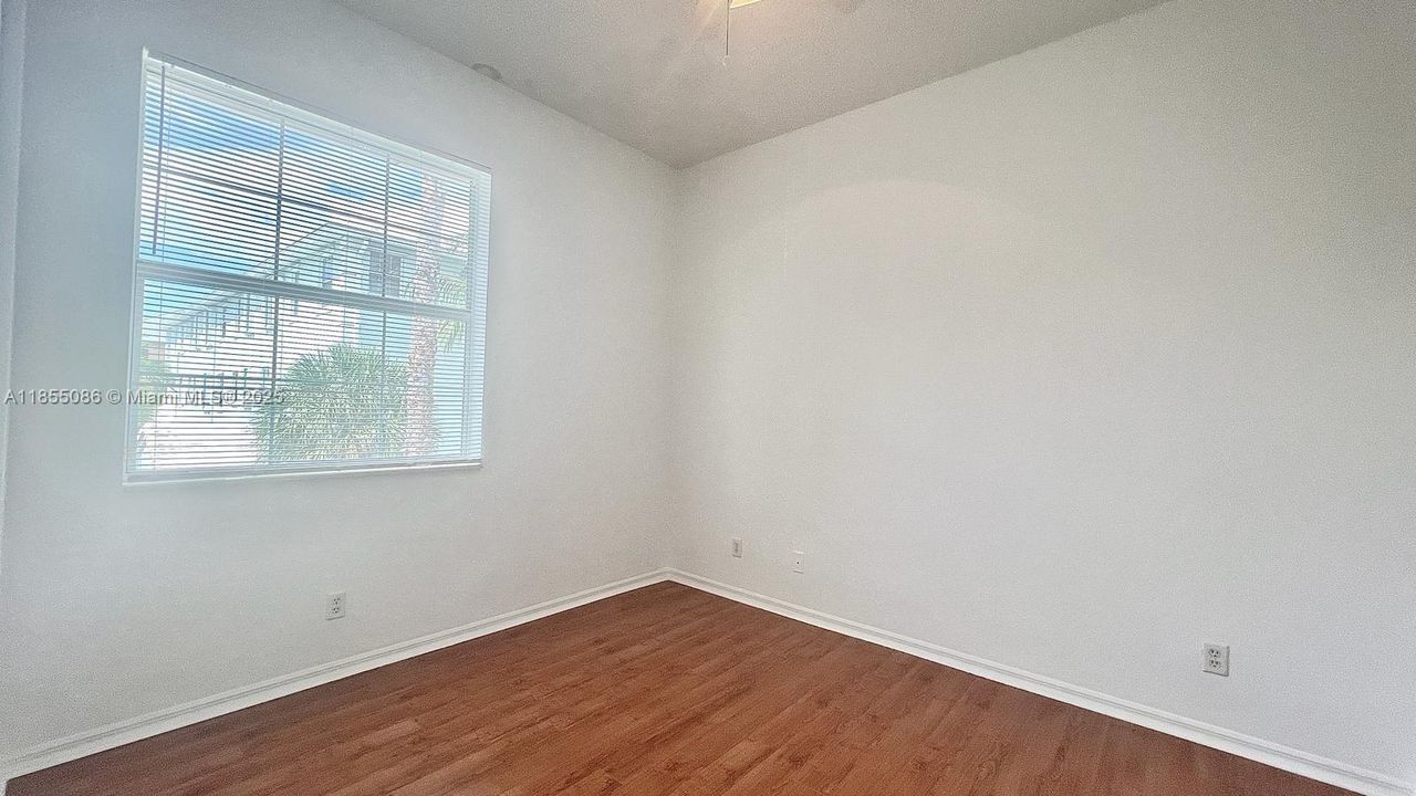 Recientemente alquilado: $3,000 (2 camas, 2 baños, 1290 Pies cuadrados)