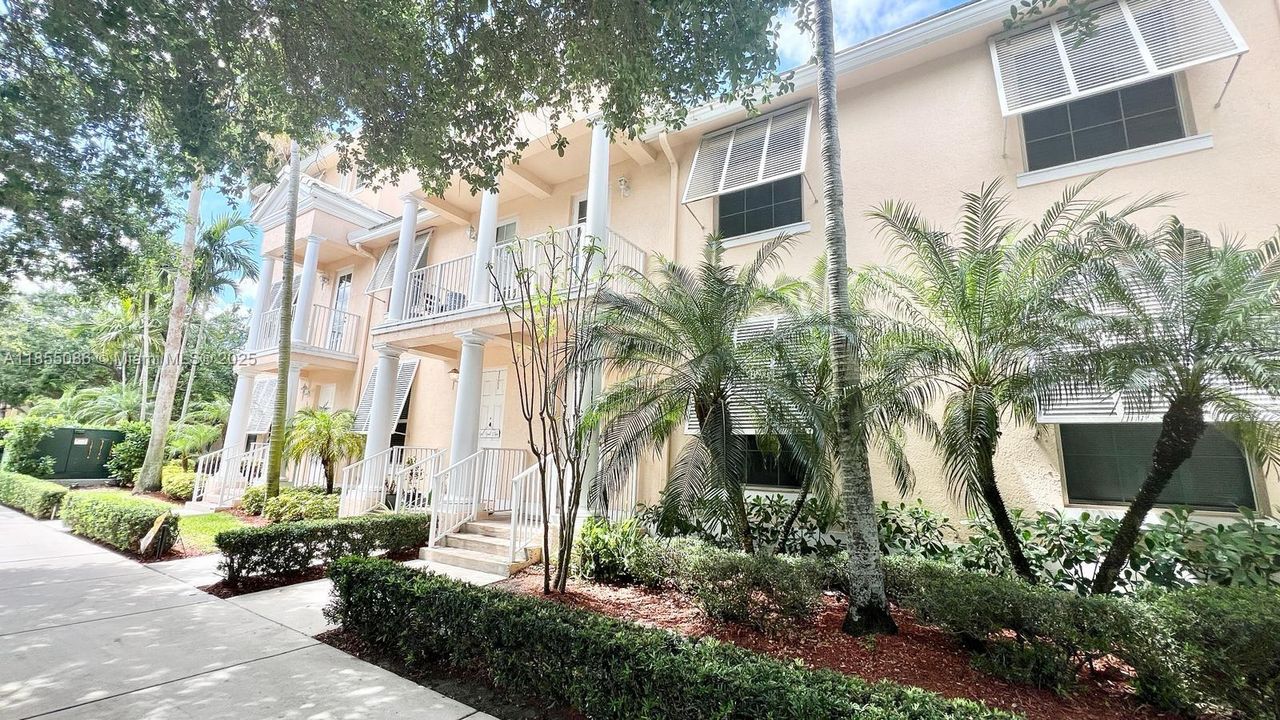 Recientemente alquilado: $3,000 (2 camas, 2 baños, 1290 Pies cuadrados)