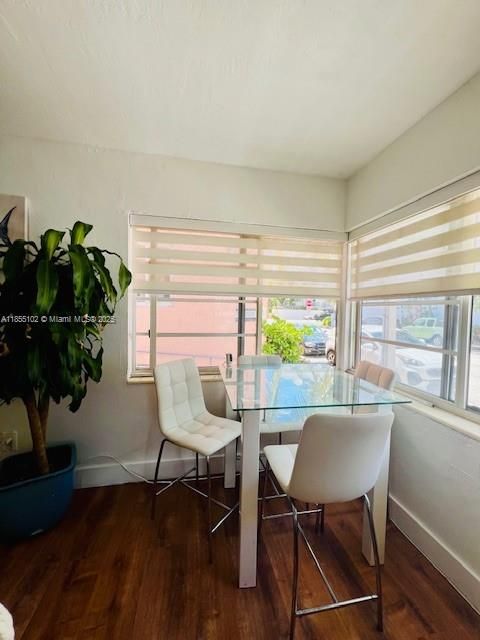 Недавно продано: $365,000 (1 спален, 1 ванн, 600 Квадратных фут)