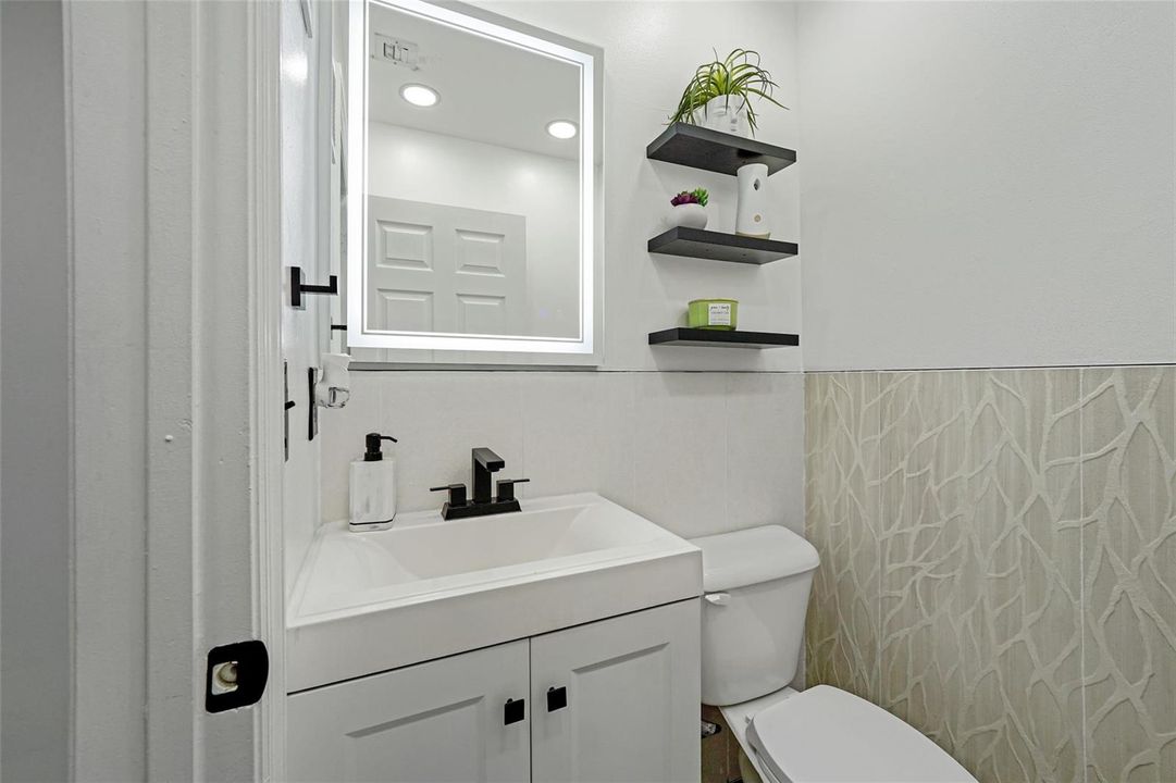 Guest Bathroom