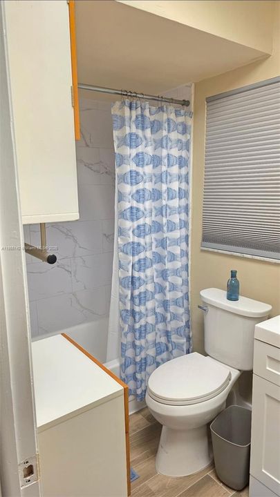 Active With Contract: $78,500 (1 beds, 1 baths, 640 Square Feet)