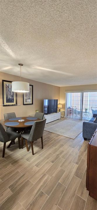 Active With Contract: $78,500 (1 beds, 1 baths, 640 Square Feet)