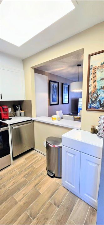 Active With Contract: $78,500 (1 beds, 1 baths, 640 Square Feet)