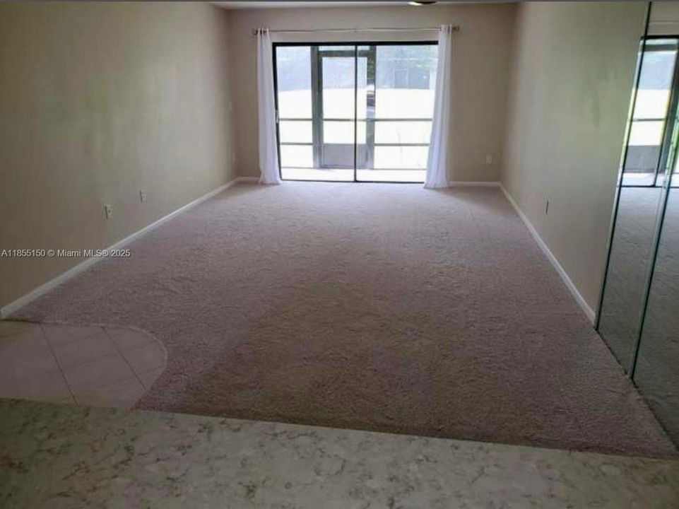 For Sale: $175,000 (2 beds, 2 baths, 1360 Square Feet)