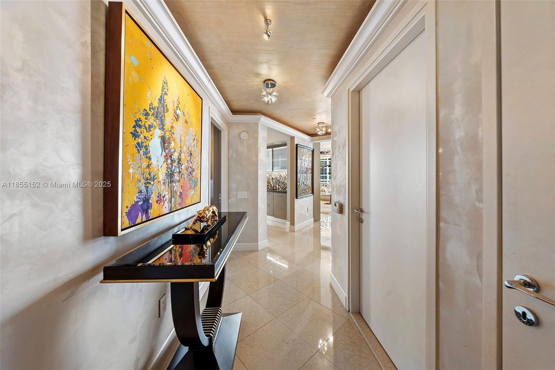 На продажу: $3,450,000 (2 спален, 2 ванн, 1815 Квадратных фут)