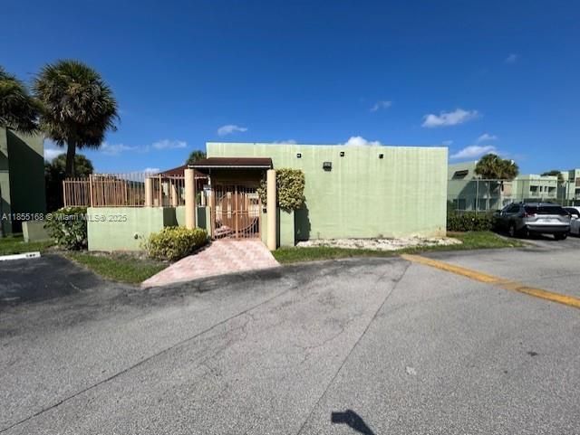 Active With Contract: $218,000 (2 beds, 2 baths, 1009 Square Feet)