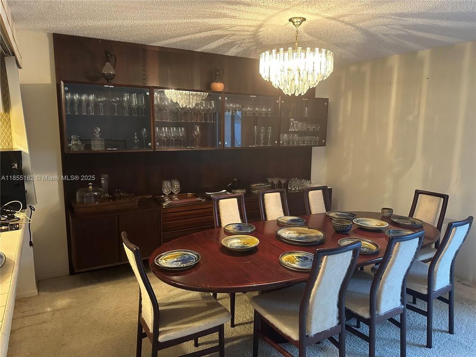 Recently Sold: $649,900 (3 beds, 3 baths, 2200 Square Feet)